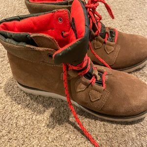 The North Face boots heat seeker